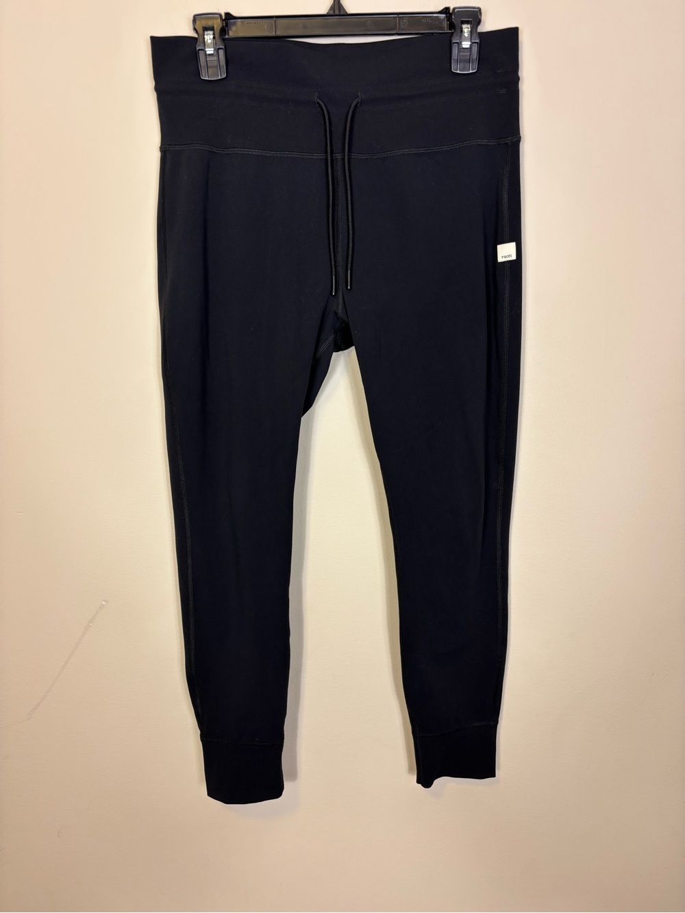 Vuori Black Women's Drawstring Jogger Leggings XL